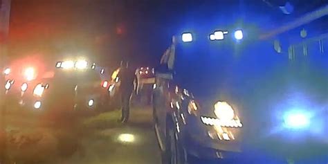 GRAPHIC: Deputies’ bodycam video released showing Murdaugh。